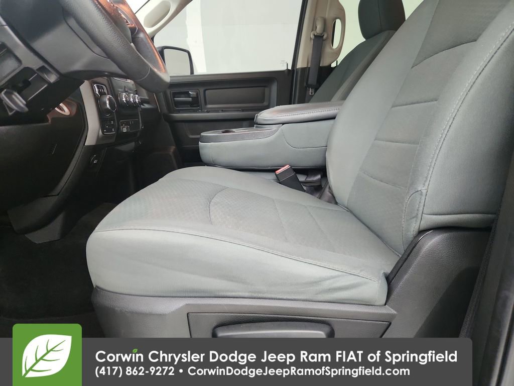 Used 2017 RAM 1500 Express w/ Black Ram 1500 Express Group image 20