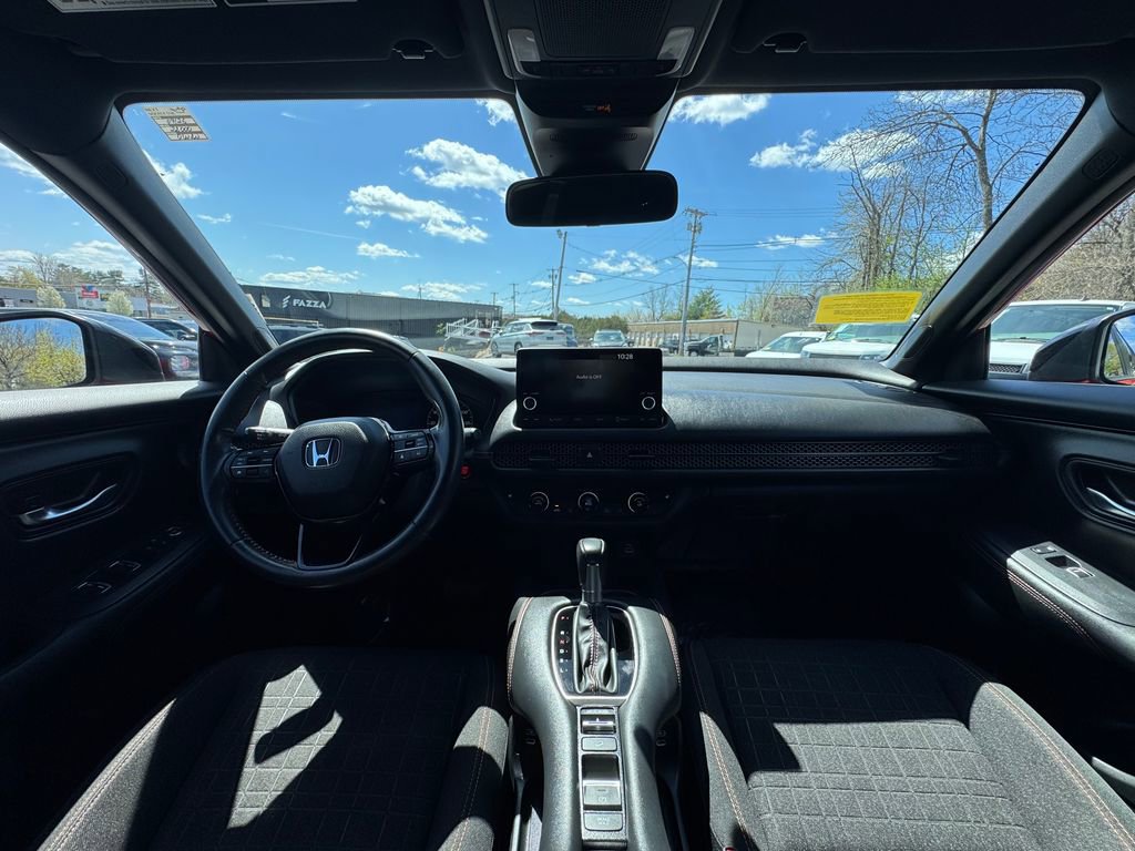 Used 2024 Honda HR-V Sport image 15