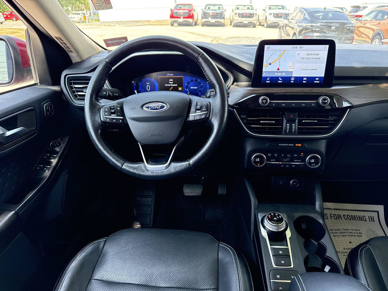 Used 2020 Ford Escape Titanium AWD/4WD image 17