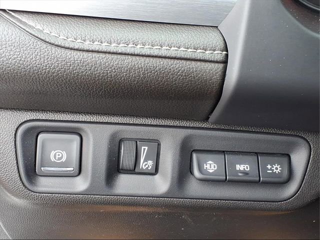 Used 2023 GMC Acadia SLT w/ Elevation Edition image 17