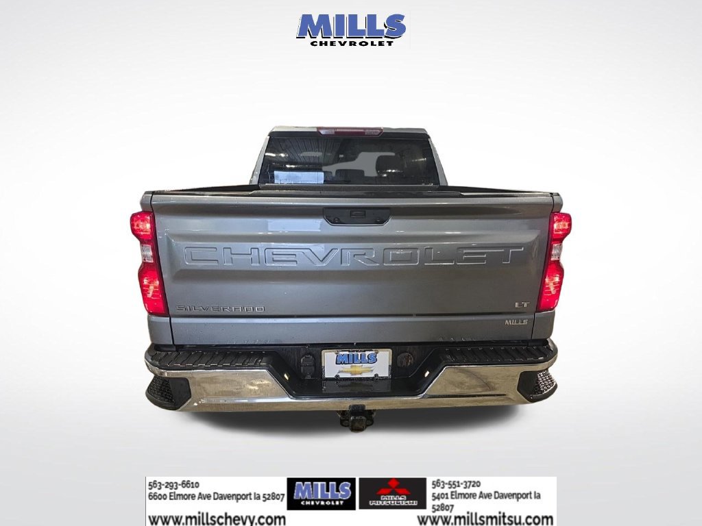 Used 2022 Chevrolet Silverado 1500 LT AWD/4WD image 4