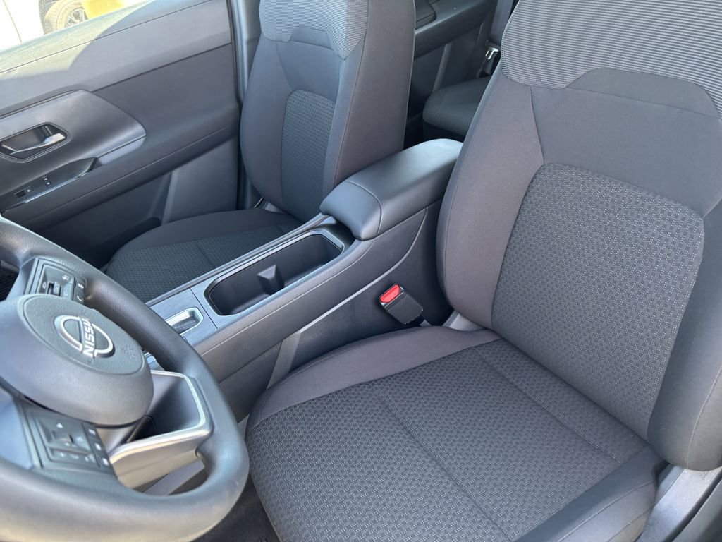 New 2026 Nissan Kicks S image 13