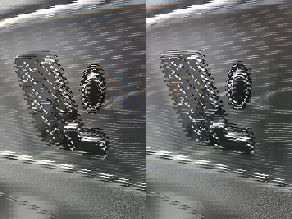 Certified 2024 Cadillac Lyriq Sport AWD/4WD image 13