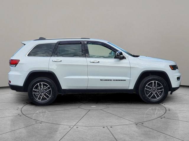 Certified 2022 Jeep Grand Cherokee Limited w/ Tech Group AWD/4WD image 13