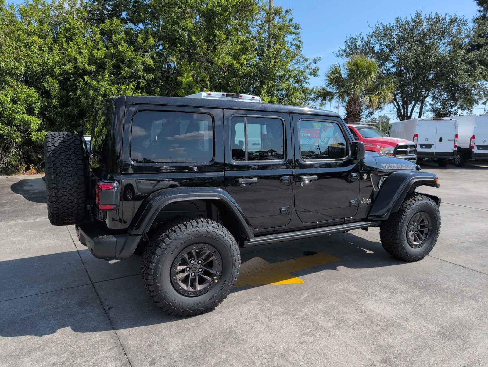New 2025 Jeep Wrangler Unlimited Rubicon 392 image 11