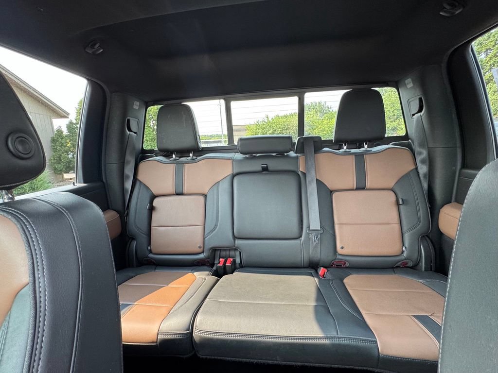 Used 2022 Chevrolet Silverado 2500 High Country AWD/4WD image 26