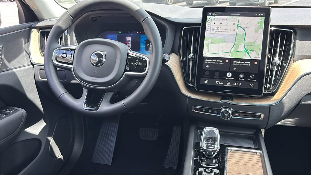 New 2026 Volvo XC60 B5 Plus w/ Protection Package Premier AWD/4WD image 7