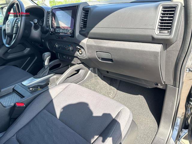Used 2024 Nissan Frontier S w/ Technology Package image 23