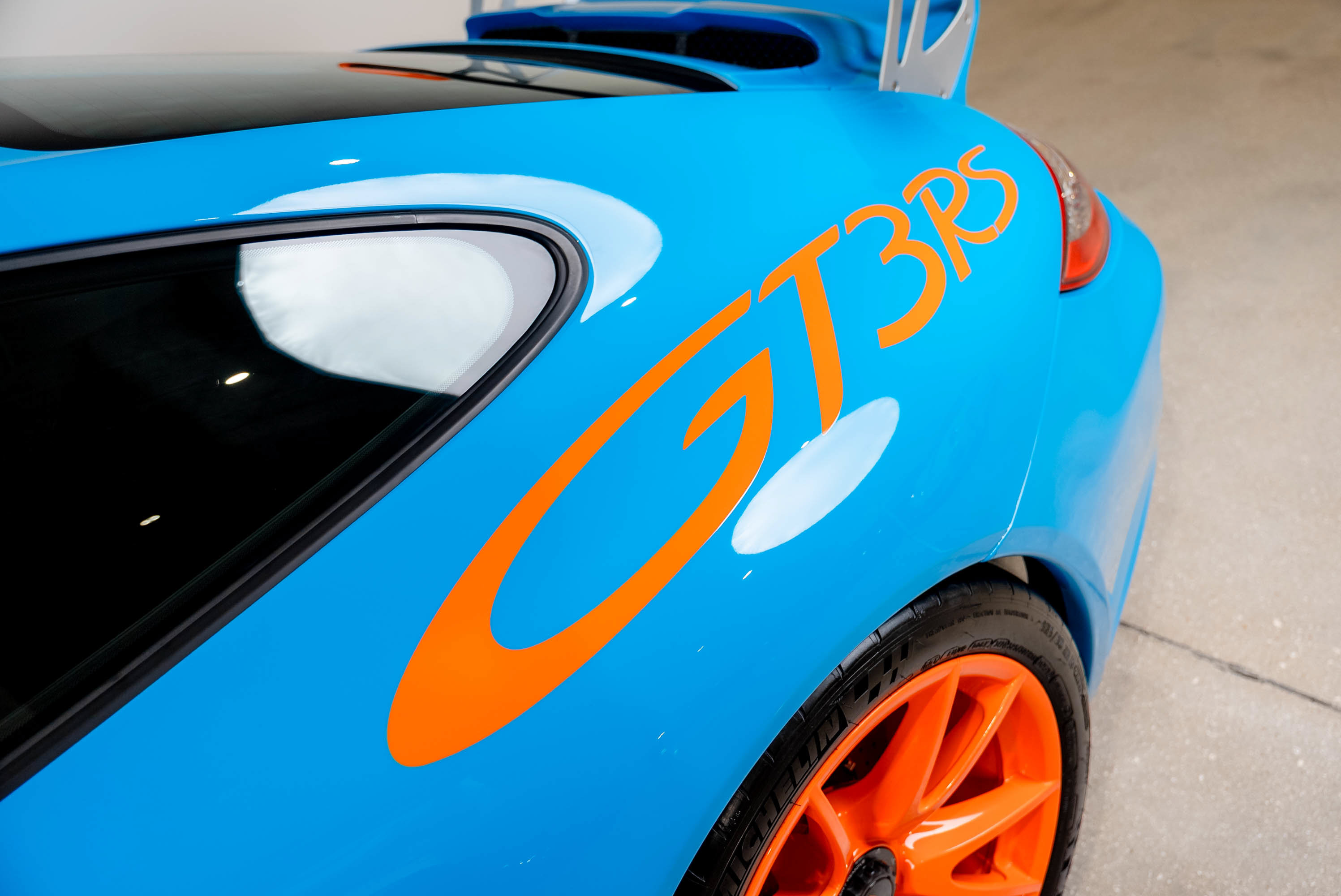 Used 2011 Porsche 911 GT3 RS RWD image 13
