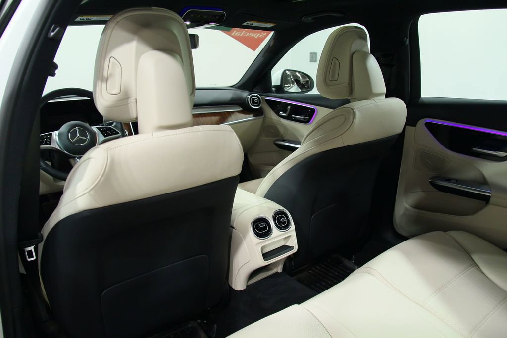 Certified 2025 Mercedes-Benz C 300 4MATIC Sedan image 28
