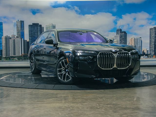 New 2026 BMW 760i xDrive w/ Executive Package