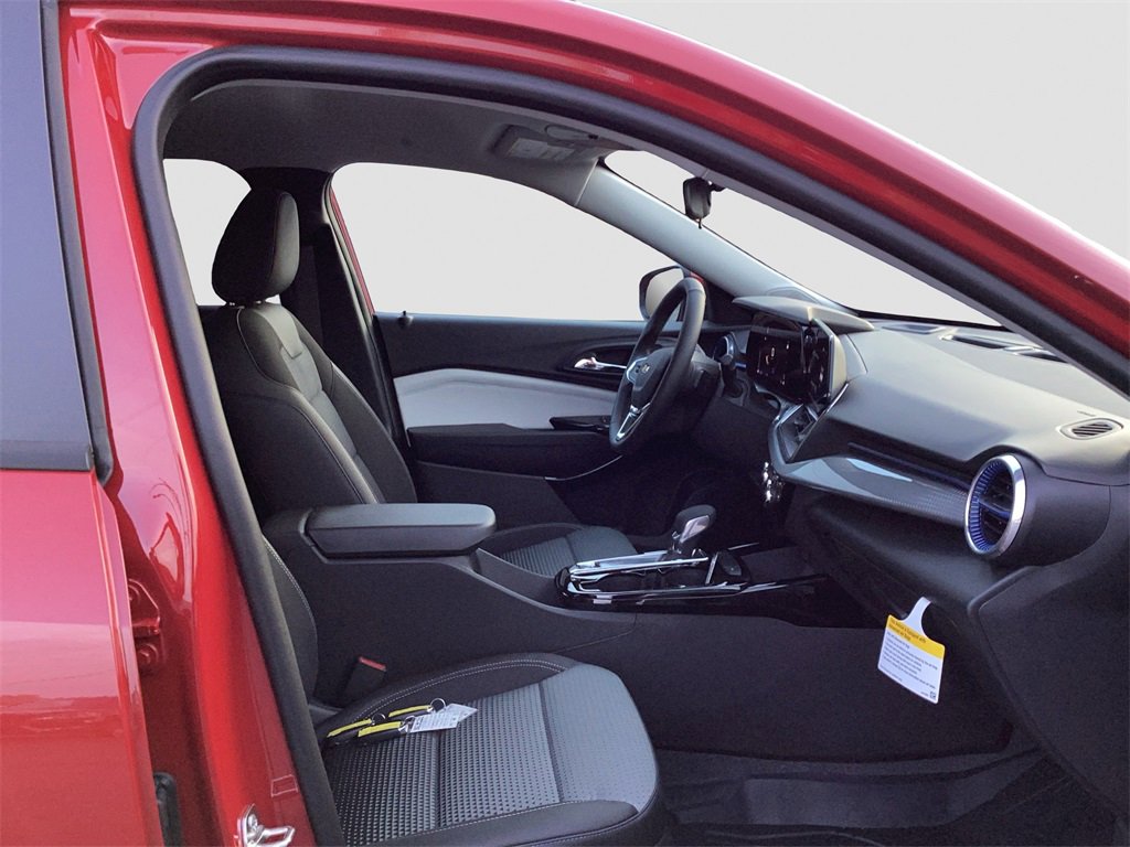 New 2026 Chevrolet Trax LT image 31