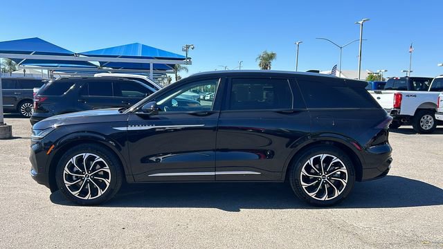 Used 2024 Lincoln Nautilus Reserve w/ Equipment Group 202A image 7