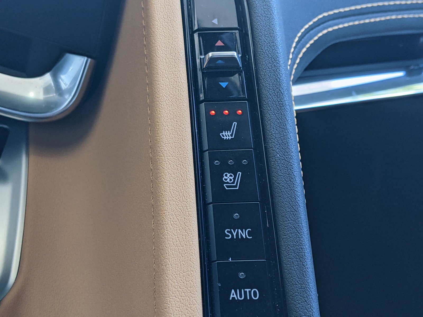 Used 2020 Chevrolet Corvette Stingray Preferred Cpe w/ 2LT Preferred Equipment Group image 17