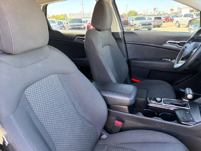 Certified 2023 Kia Sportage LX AWD/4WD image 26