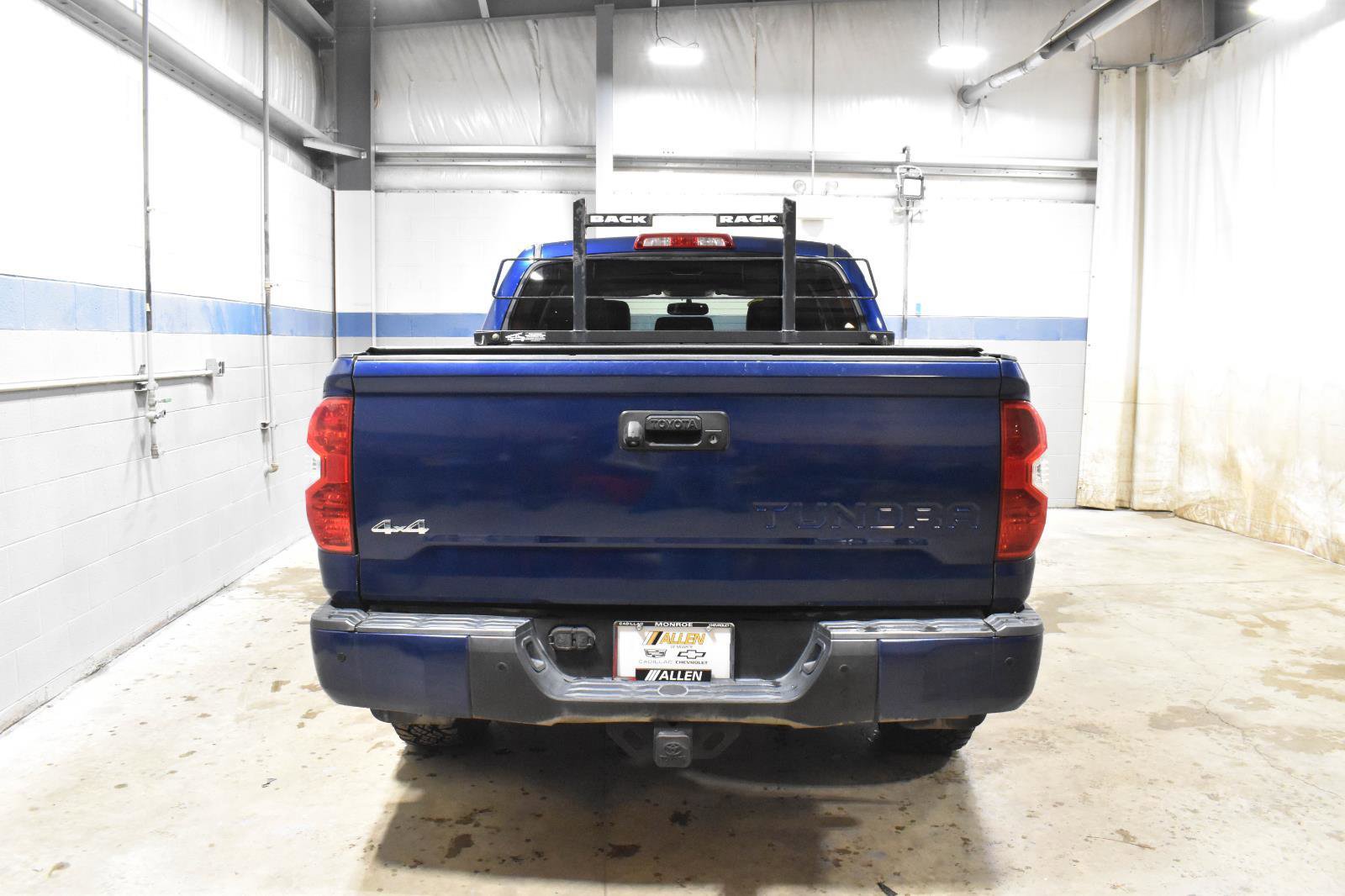 Used 2015 Toyota Tundra Limited image 24