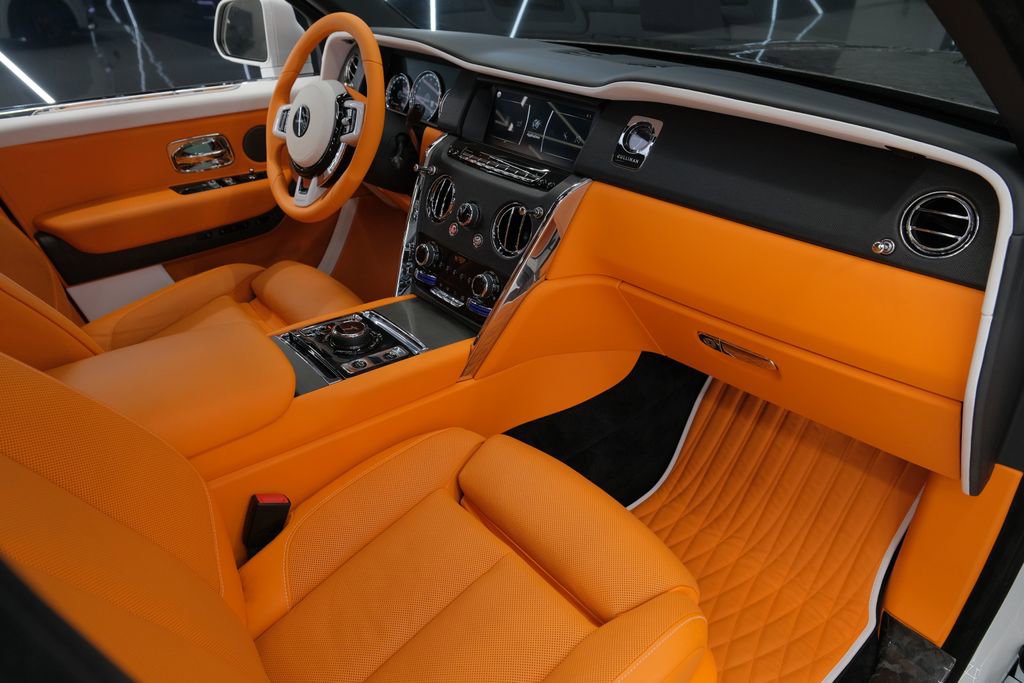 Used 2024 Rolls-Royce Cullinan image 58