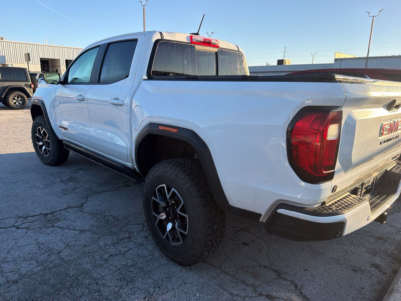 Used 2024 GMC Canyon AT4X AWD/4WD image 7