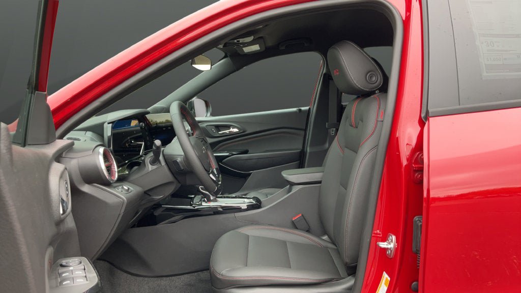 New 2026 Chevrolet Trax RS w/ Driver Confidence Package FWD image 17