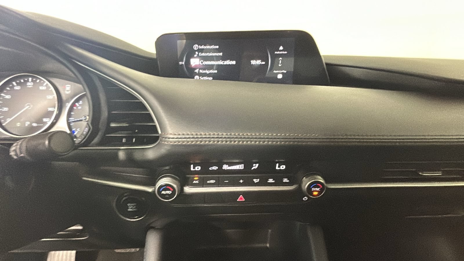 Used 2024 MAZDA MAZDA3 s FWD image 27