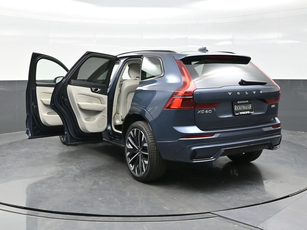 New 2026 Volvo XC60 B5 Ultra w/ Climate Package AWD/4WD image 28