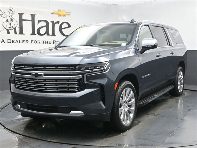 Used 2021 Chevrolet Suburban Premier w/ Premium Package image 7