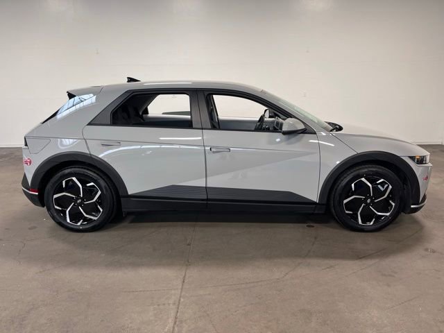 Used 2024 Hyundai Ioniq 5 SEL image 2