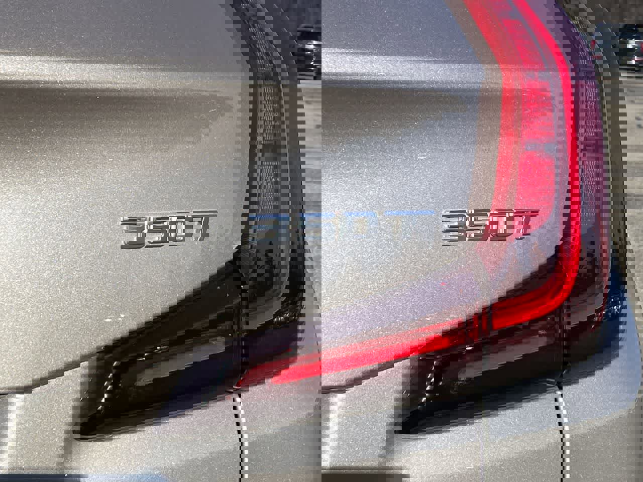 Certified 2023 Cadillac XT4 Premium Luxury w/ Technology Package image 40