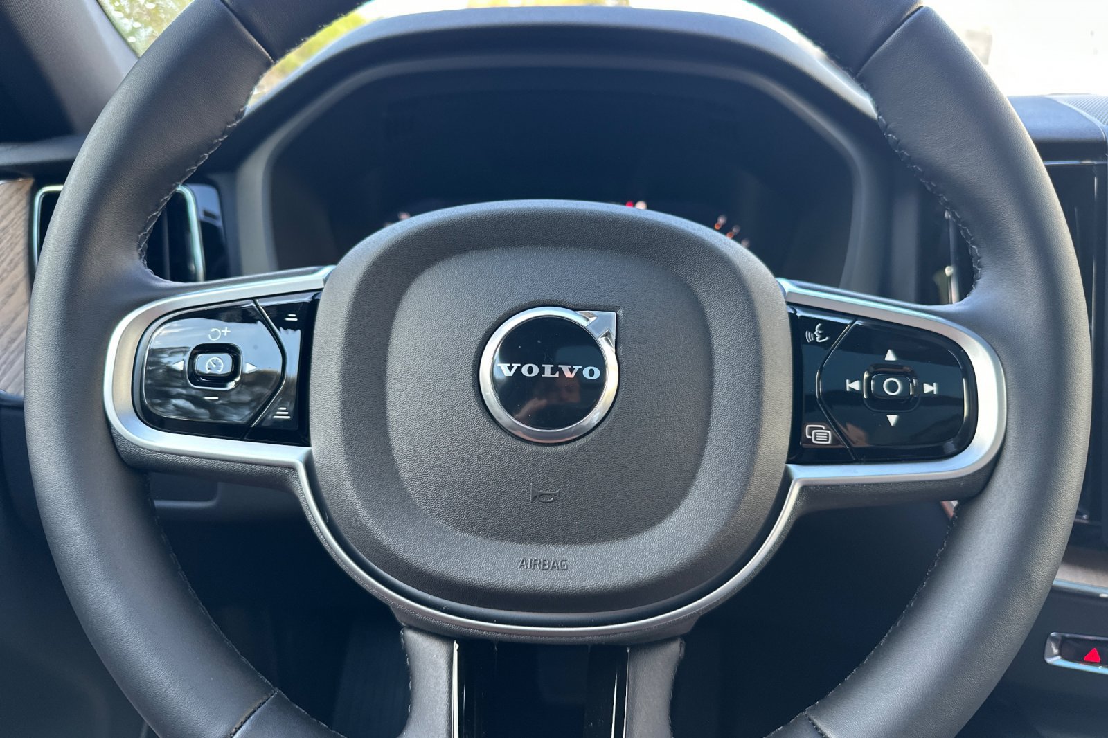 New 2026 Volvo XC60 B5 Plus AWD/4WD image 20