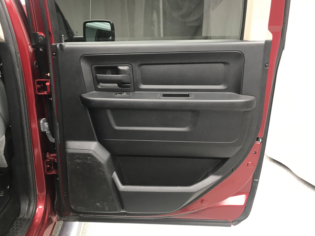 Used 2014 RAM 1500 Express image 15