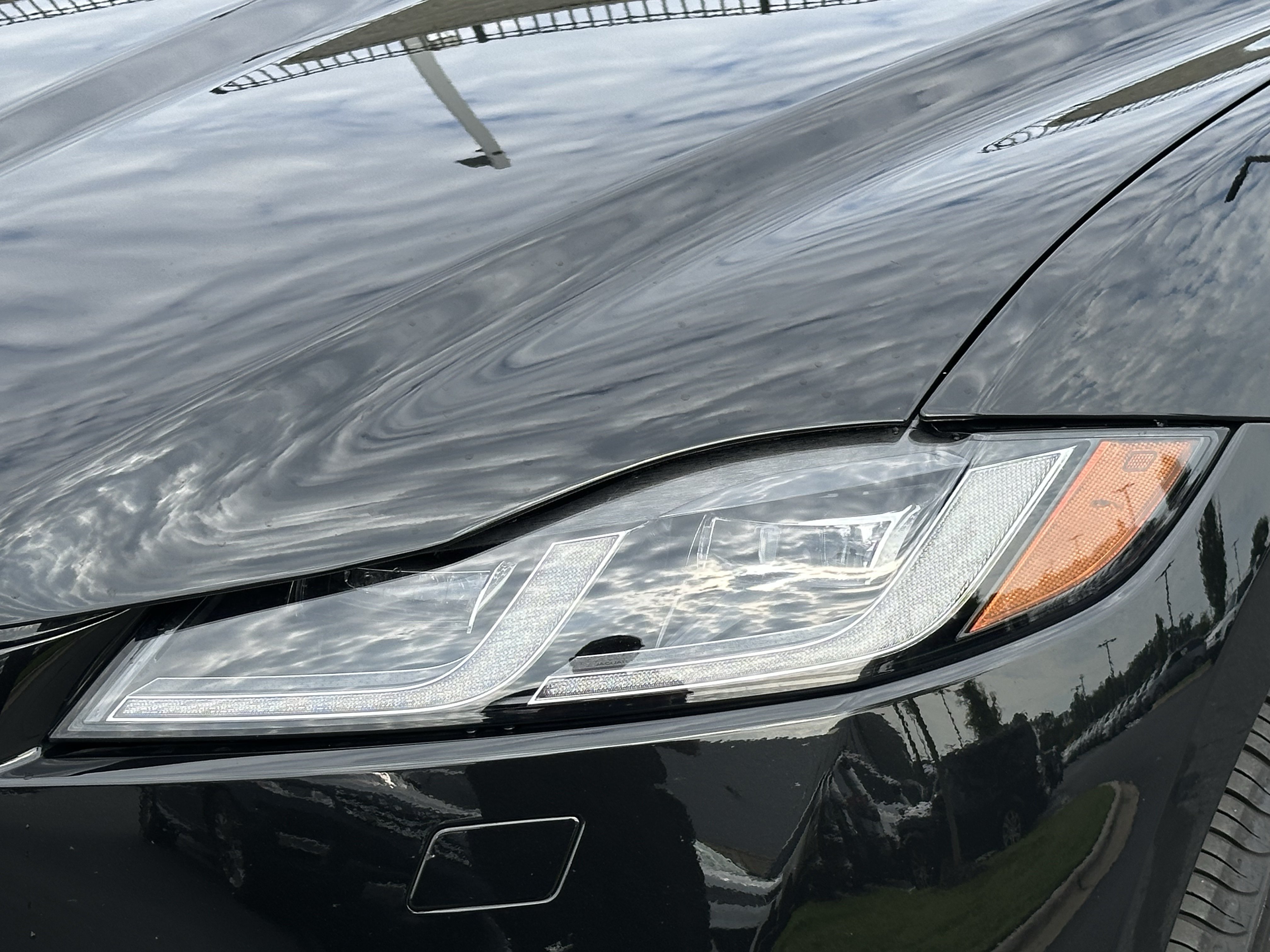 Used 2026 Jaguar F-PACE R-Dynamic S AWD/4WD image 13