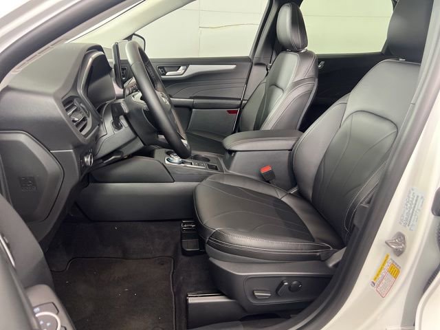 New 2026 Ford Escape Platinum w/ Premium Technology Package AWD/4WD image 9