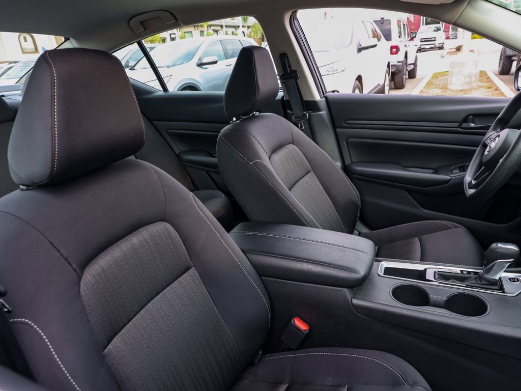 Used 2025 Nissan Altima 2.5 S image 20