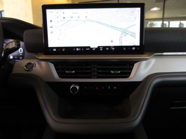 Certified 2025 Ford Explorer Active w/ Active Comfort Package RWD image 18
