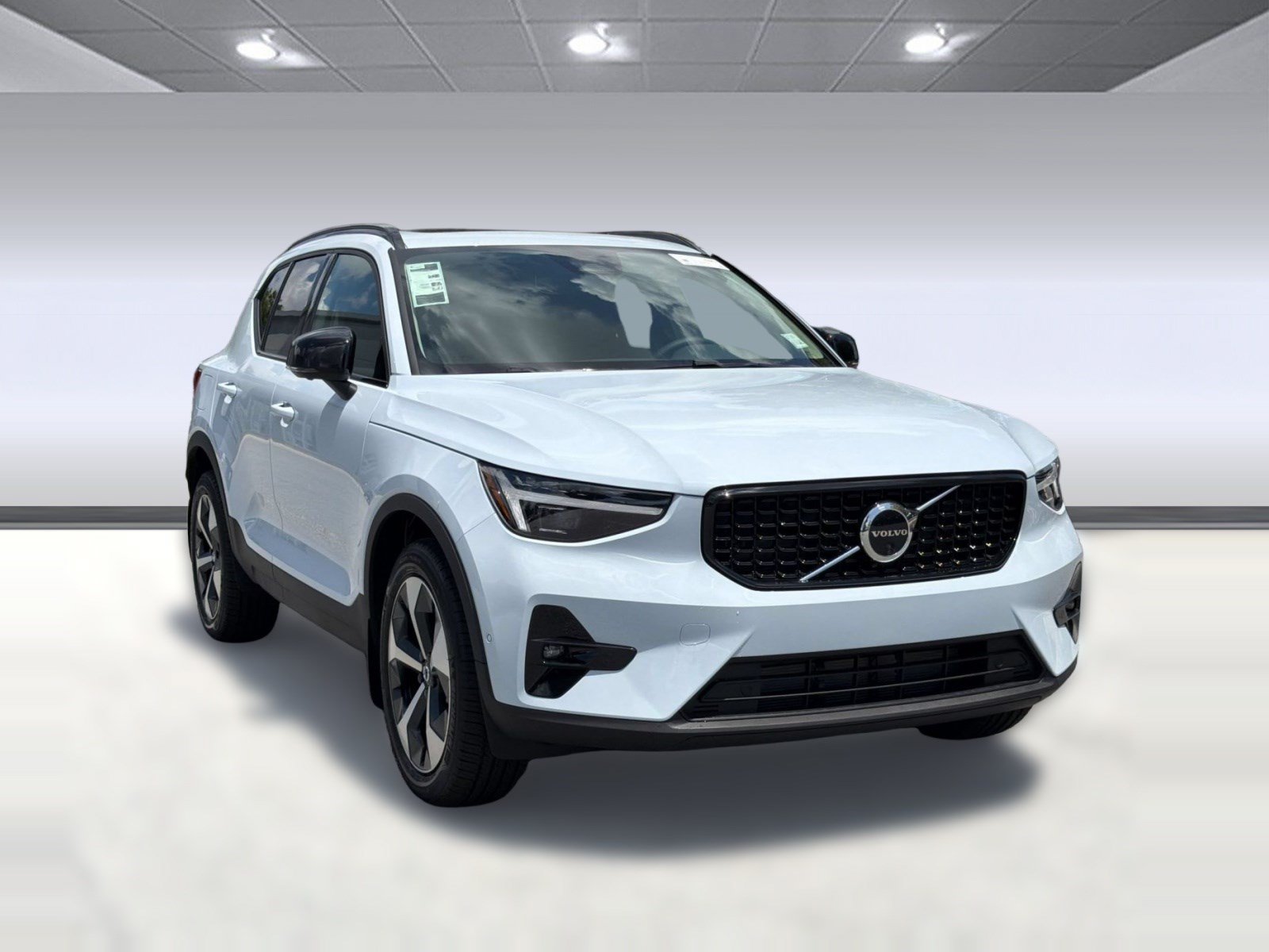 New 2026 Volvo XC40 B5 Plus w/ Climate Package AWD/4WD image 7