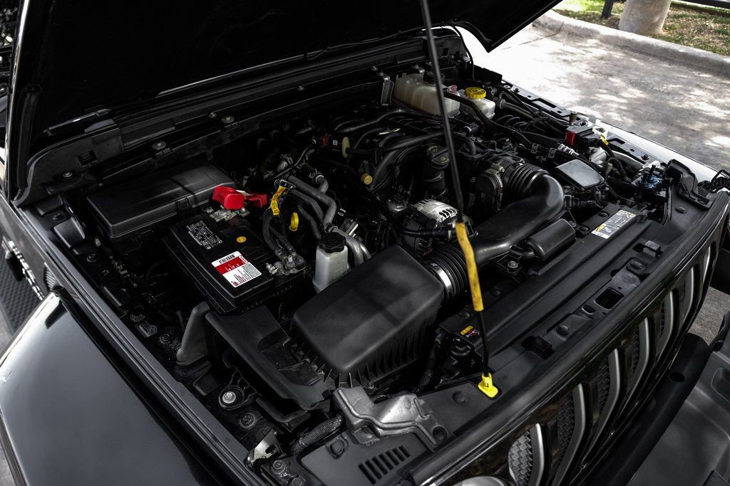 Used 2023 Jeep Wrangler Sahara w/ Cold Weather Group image 61