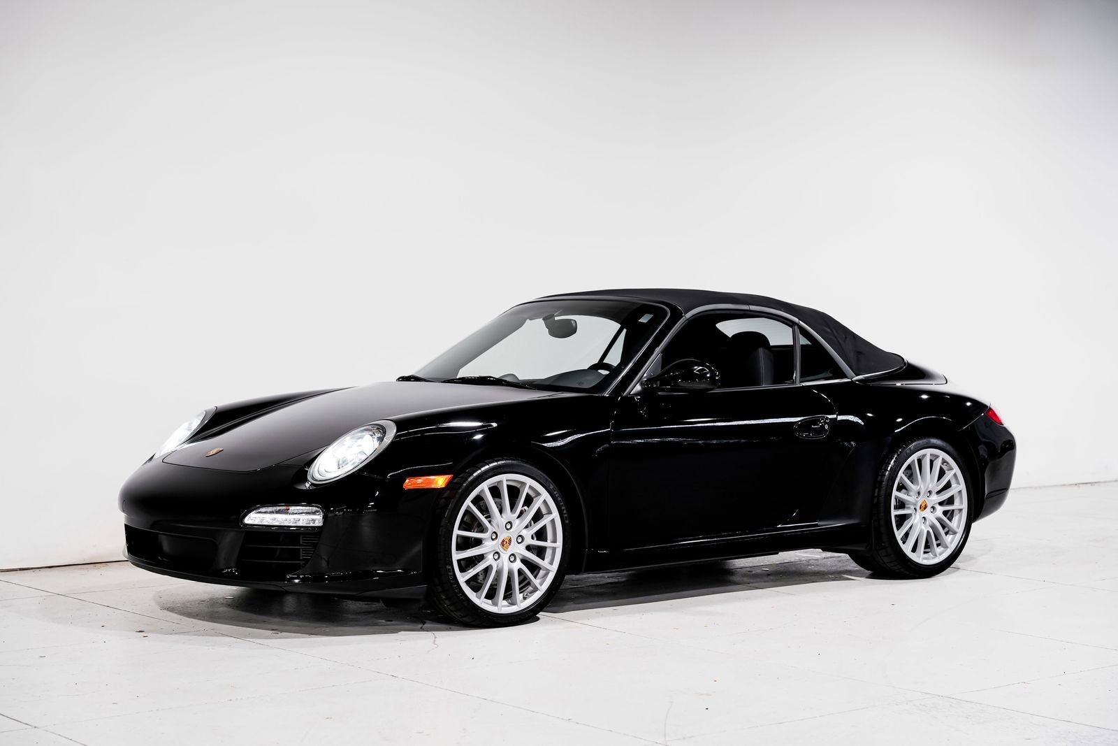 Used 2009 Porsche 911 Carrera RWD image 6
