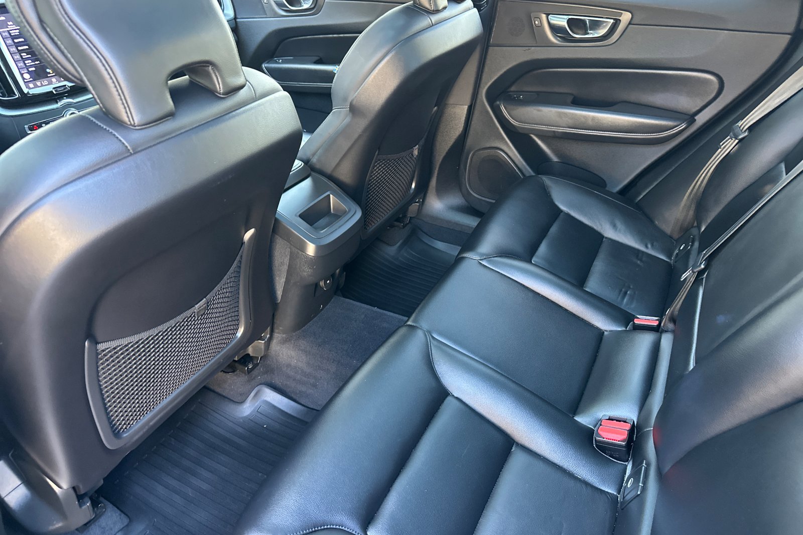 Certified 2023 Volvo XC60 B5 Core w/ Climate Package image 14