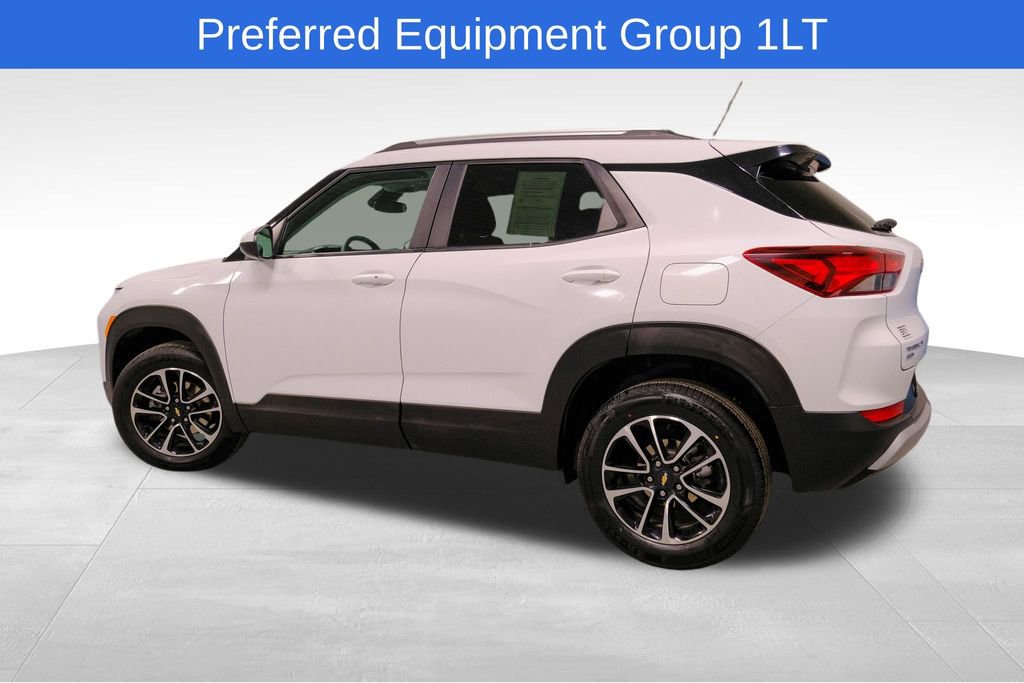 Used 2025 Chevrolet TrailBlazer LT image 4