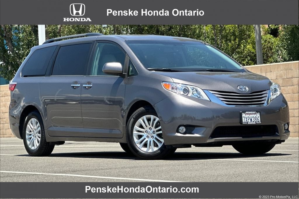 Used 2017 Toyota Sienna XLE w/ XLE Navigation Package