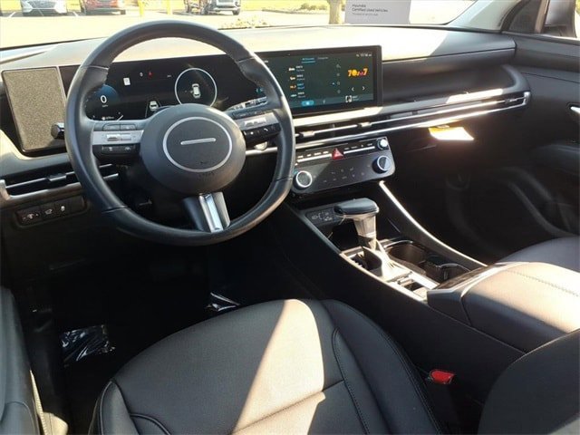 Certified 2025 Hyundai Tucson SEL image 12