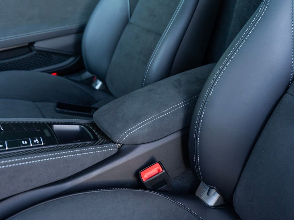 Used 2025 Porsche 718 Cayman GT4 RS w/ Weissach Package image 25