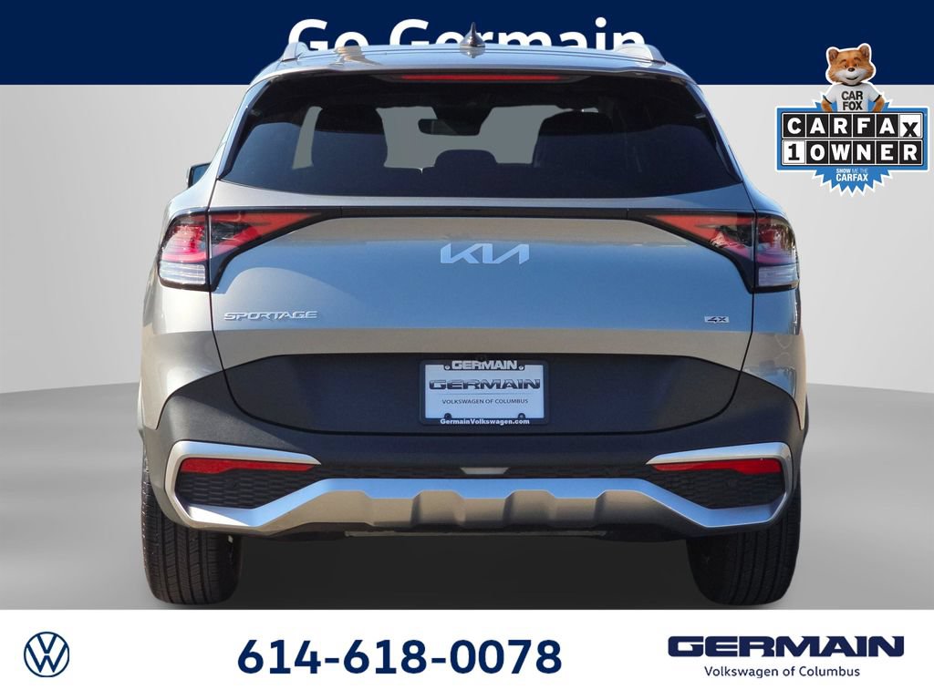 Used 2024 Kia Sportage EX AWD/4WD image 9