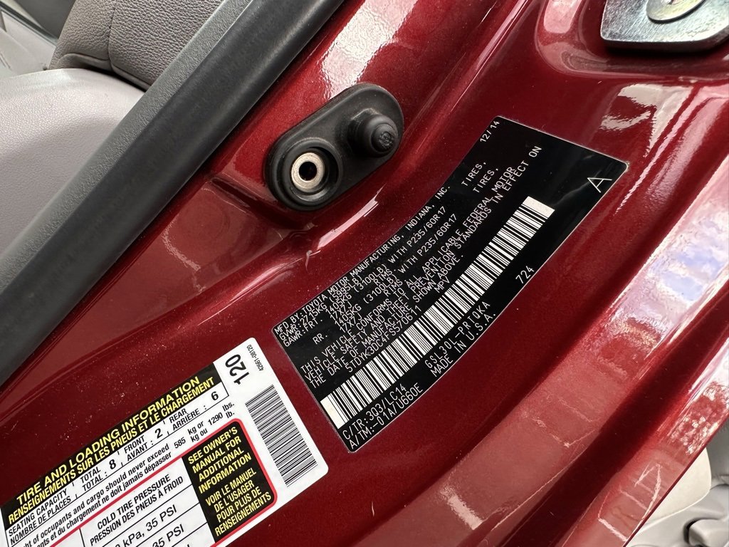 Used 2009 Toyota Sienna XLE image 40