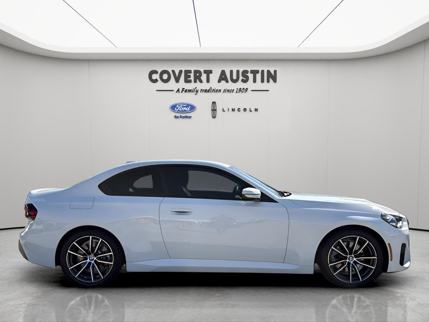 Used 2024 BMW 230i Coupe image 4