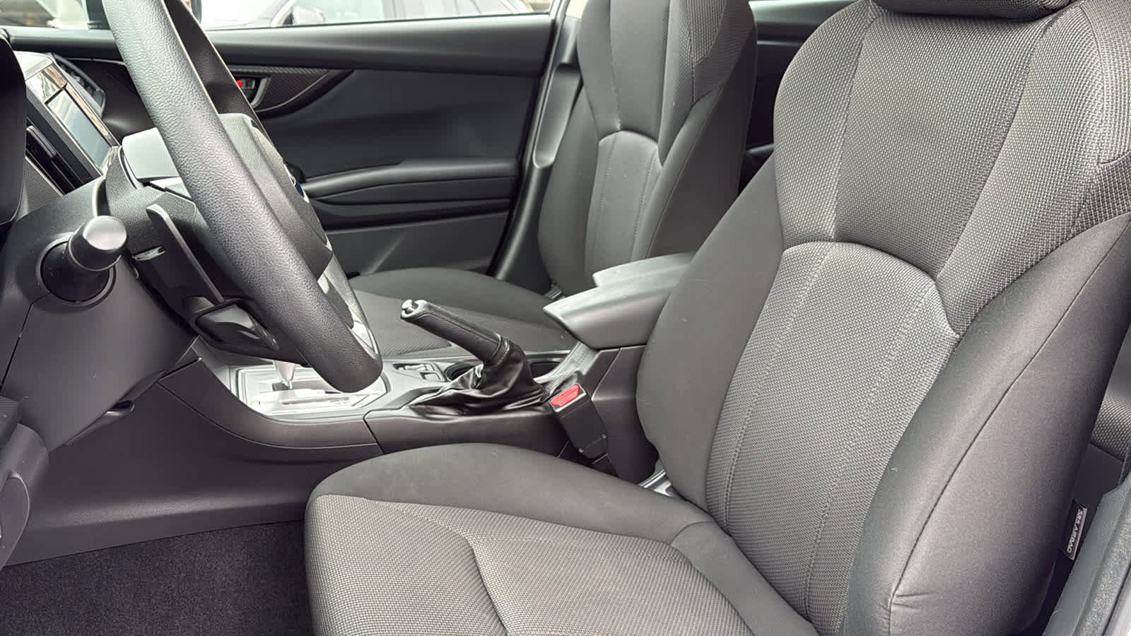 Used 2018 Subaru Impreza 2.0i Premium image 27