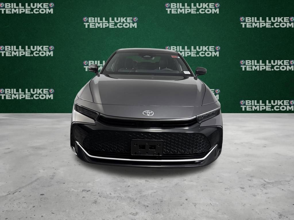 Used 2024 Toyota Crown Limited image 4