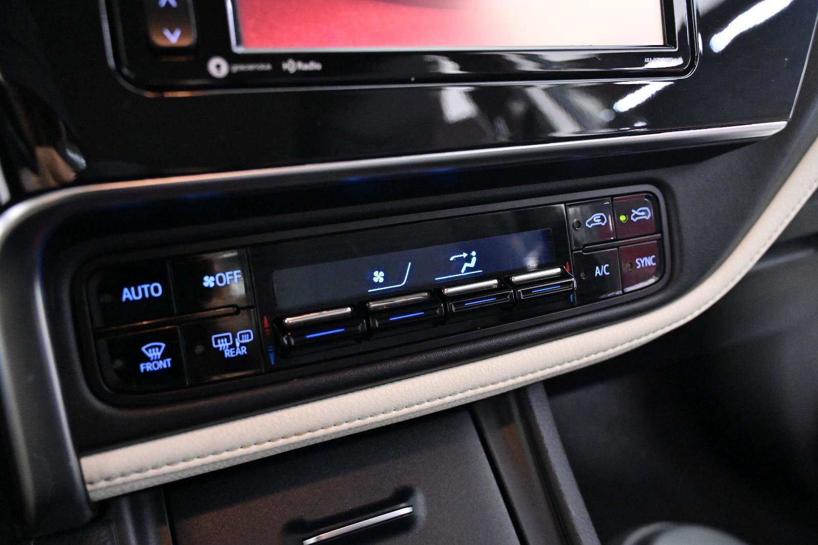 Used 2018 Toyota Corolla iM w/ All-Weather Mat Package image 15