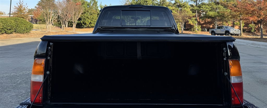 Used 2000 Toyota Tacoma 2WD Xtracab image 26