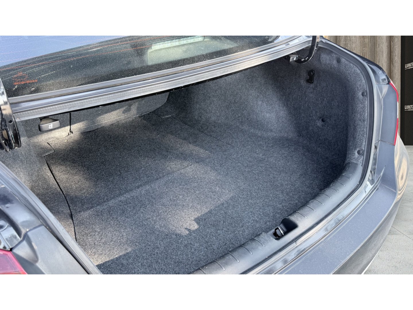 Used 2017 Honda Accord Sport image 14